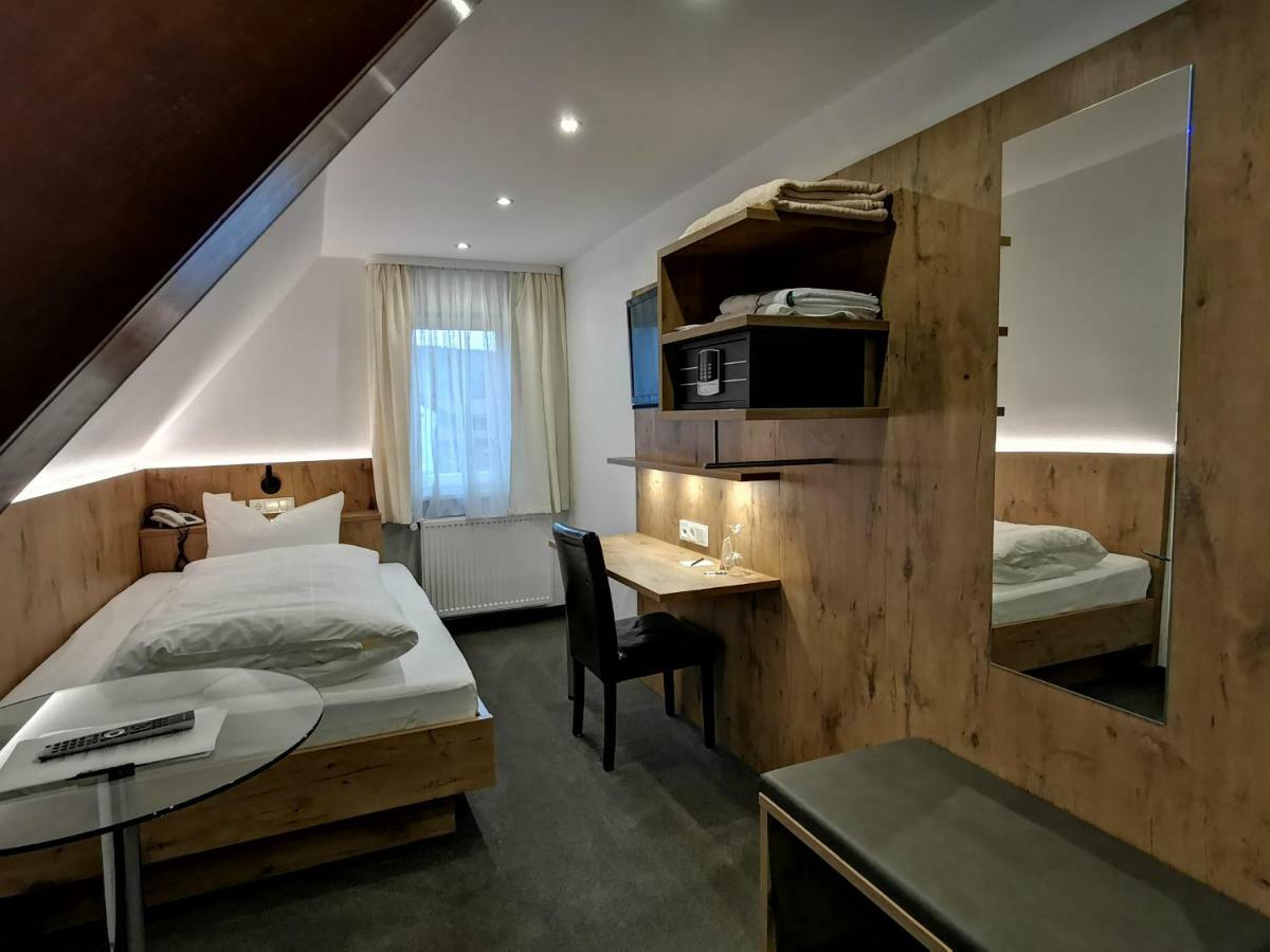 Gaestehaus Dorflinde 그라젤렌바흐 외부 사진